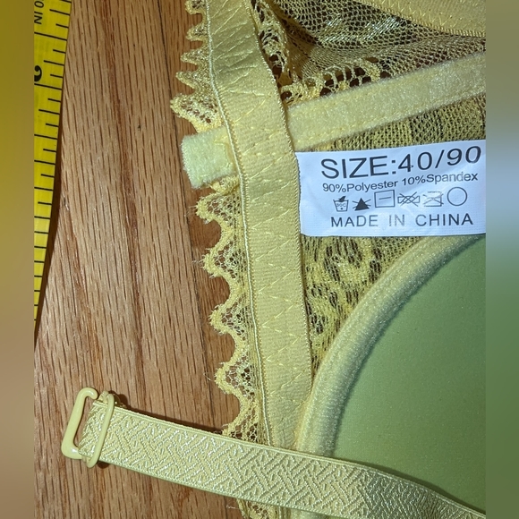 Yellow Convertible Straps Bra 40/90 - Picture 10 of 12